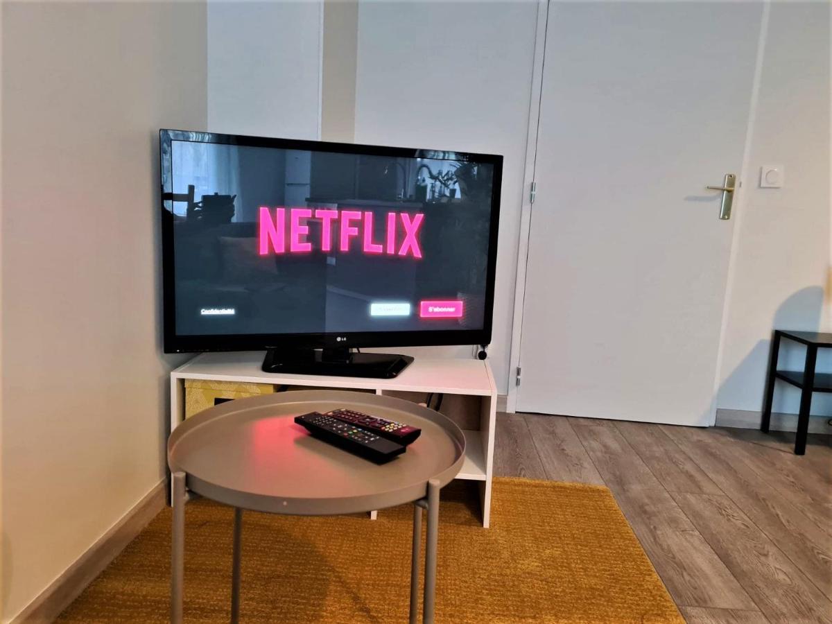 Grand Studio Lyon Villeurbanne Proche Metro - Wifi エクステリア 写真